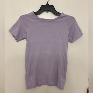 LULULEMON | Swiftly Tech Short-Sleeve Shirt | Lavender Purple | Size 4
